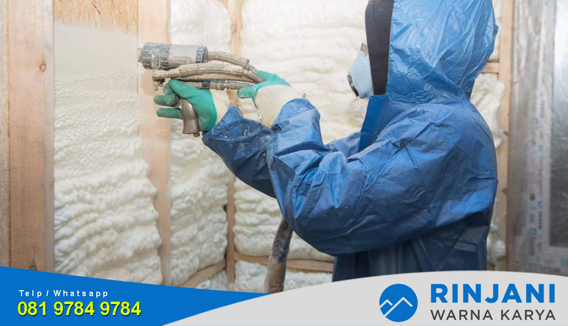 Proses Penyemprotan Foam Insulation